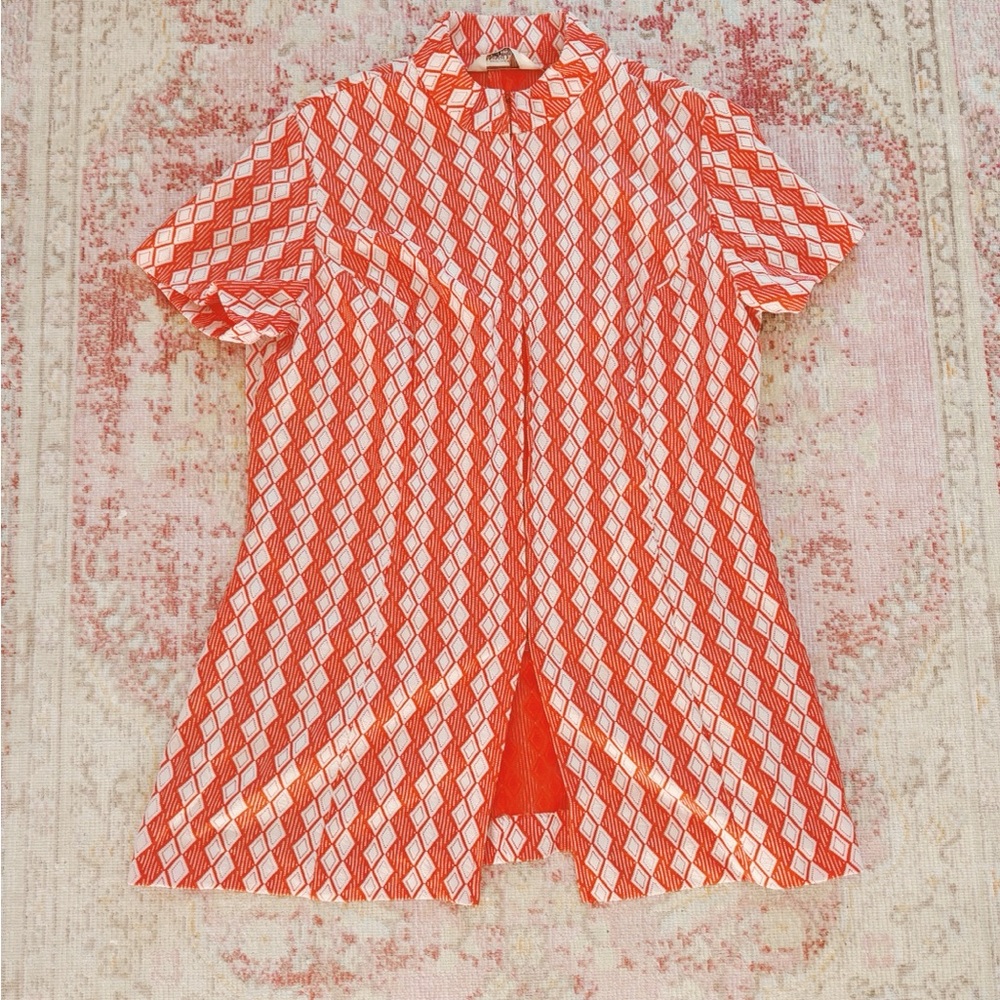Montgomery Ward, Woman’s Vintage Short-Sleeve Orange Patterned Men’s Shirt